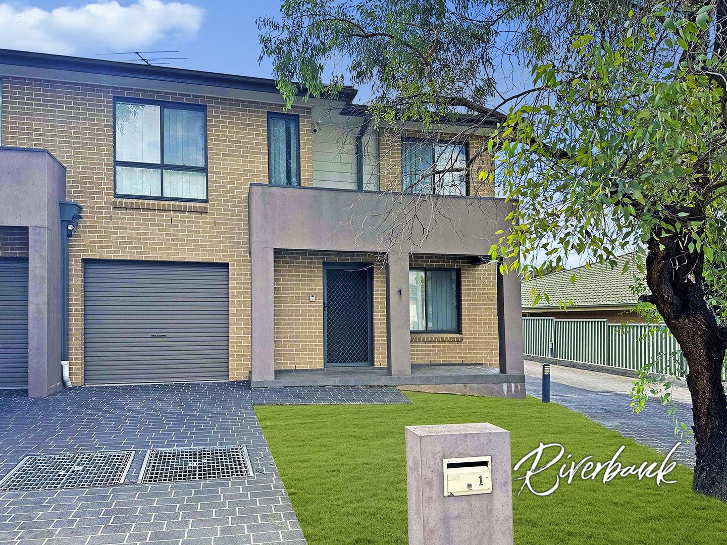 4 bedrooms House in 1/1-3 Fielders Street SEVEN HILLS NSW, 2147