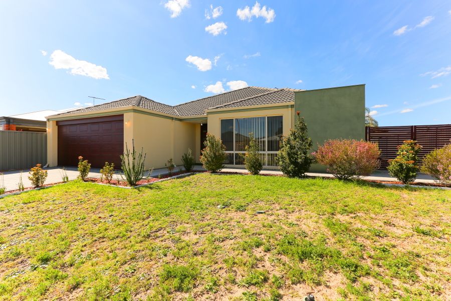 19 Aroona Way, Maddington WA 6109, Image 1