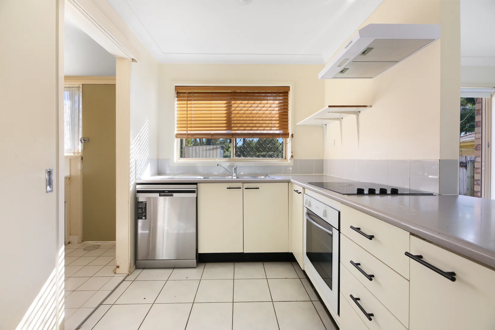 Additional image 5 of 12/21 Usher Avenue, Labrador QLD 4215