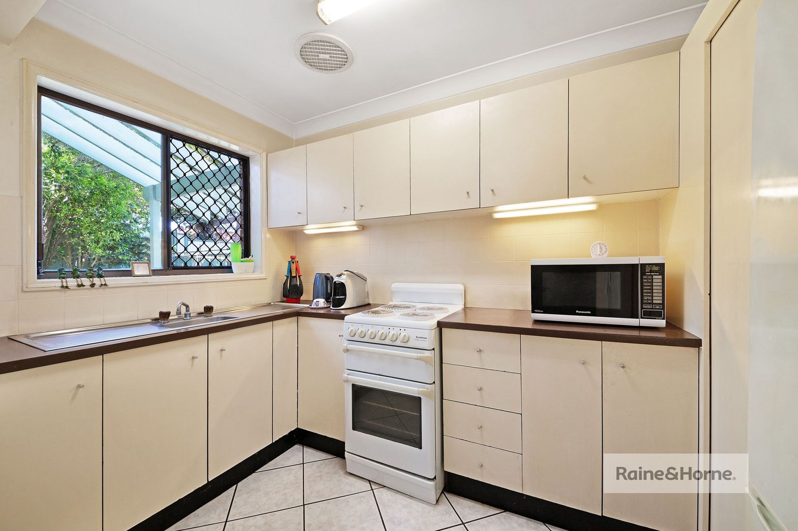 9/201 West Street, Umina Beach NSW 2257, Image 2