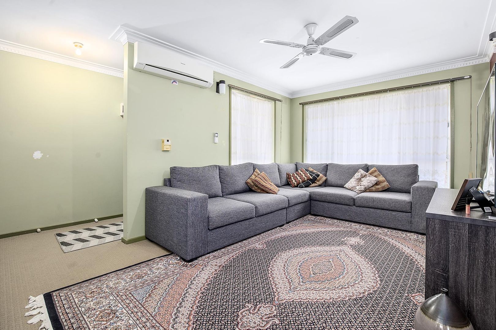 2/38-40 Canberra Avenue, Dandenong VIC 3175, Image 2