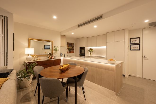 405/15-17 Cannes Avenue, SURFERS PARADISE QLD 4217 - Image 4