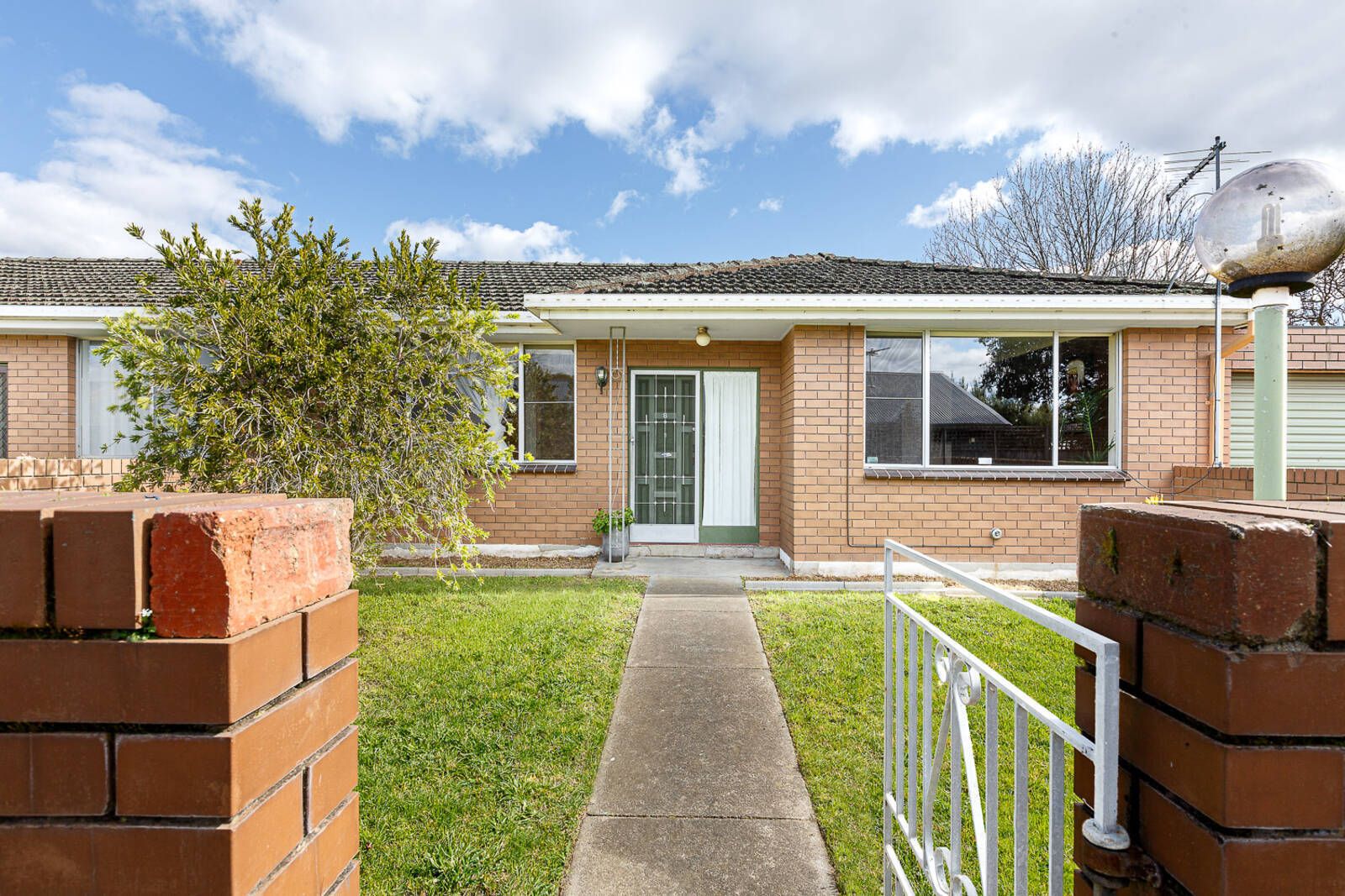 13 bedrooms House in 1-8/1110 Howitt Street WENDOUREE VIC, 3355