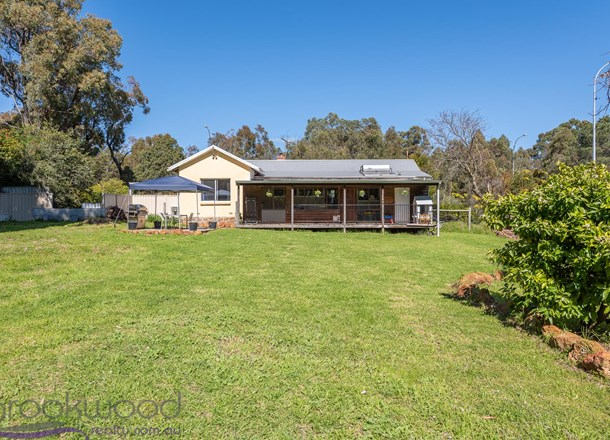 25 Wilura Road, Mundaring WA 6073