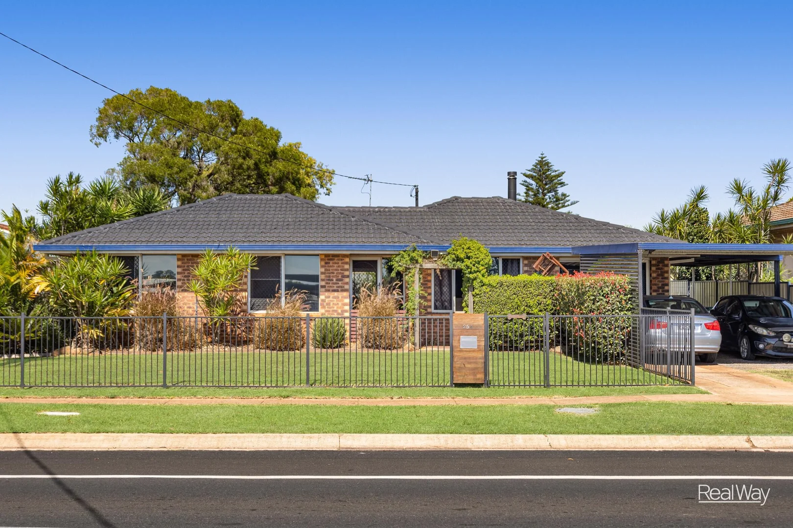 Additional image 2 of 254 Taylor Street, Newtown QLD 4350