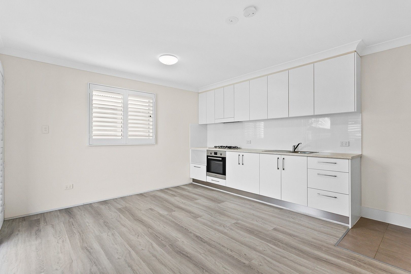 1 bedrooms Apartment / Unit / Flat in 18/280 Prince Charles Parade KURNELL NSW, 2231