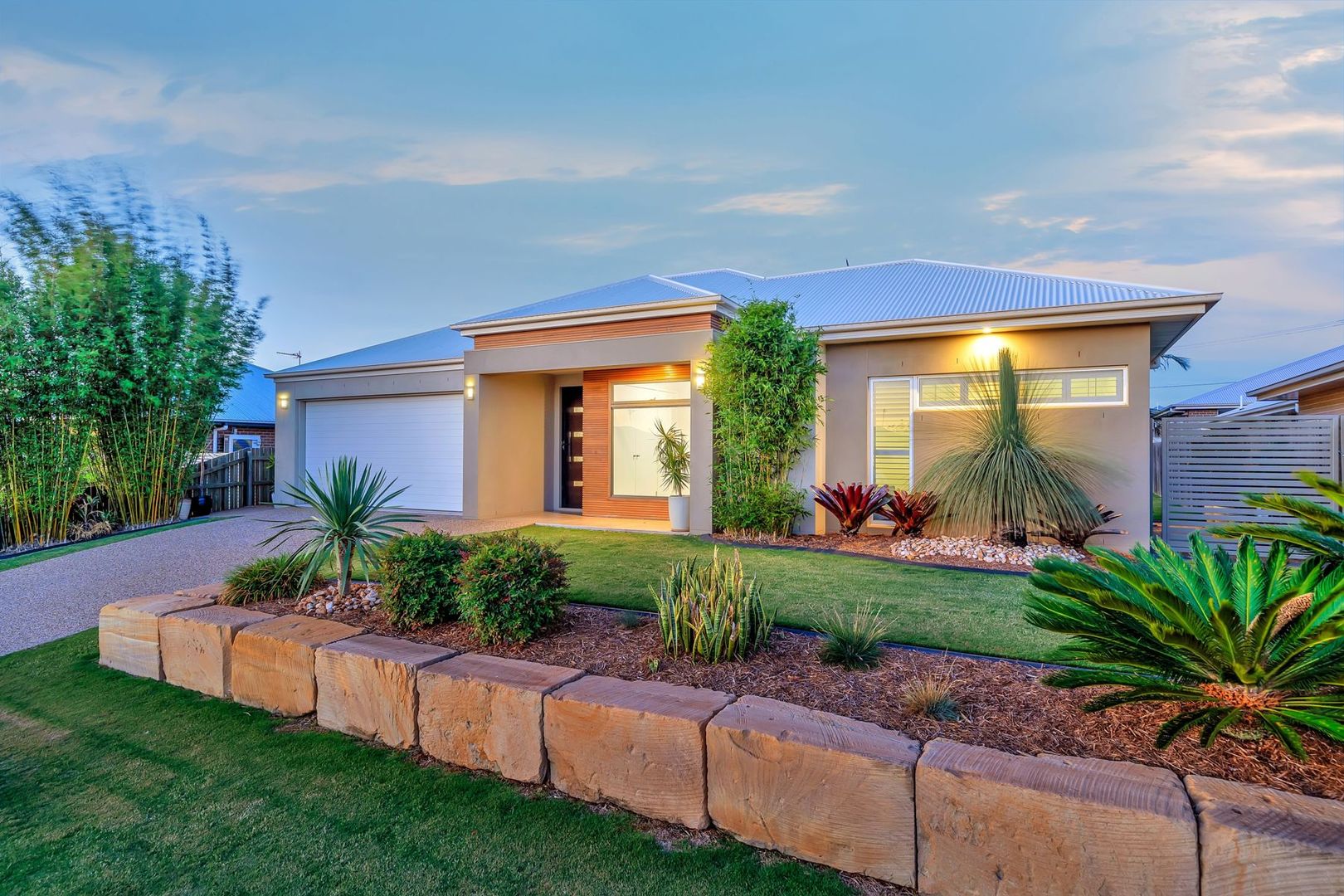 9 Mcgee Drive, Kearneys Spring Property History & Address Research