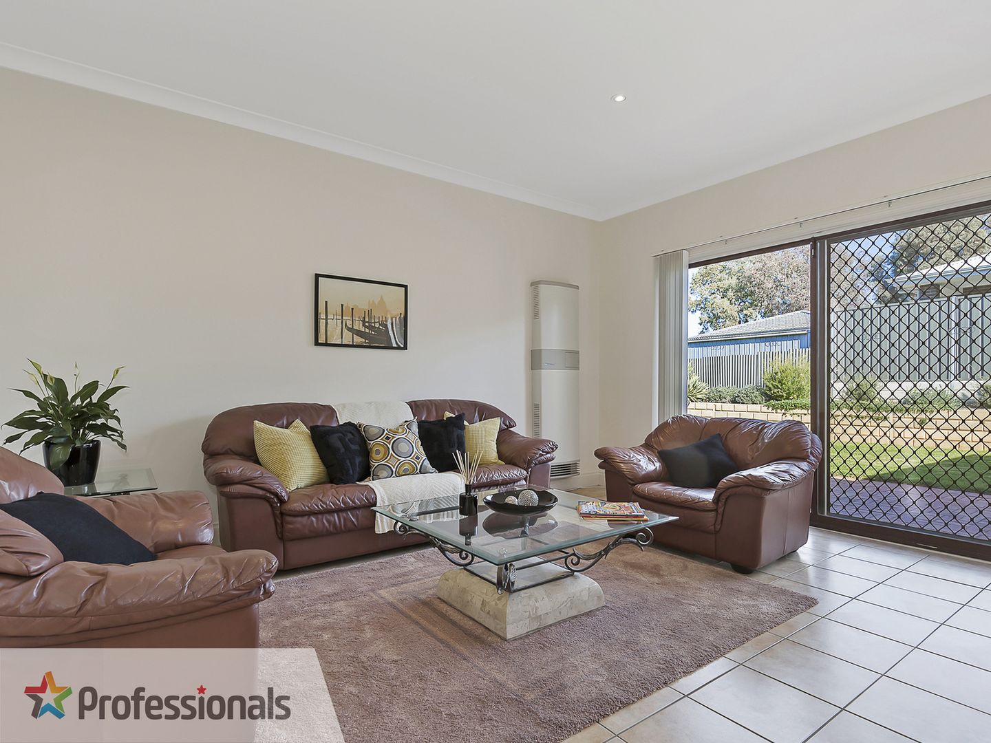 24 Cockatoo Street, Modbury Heights SA 5092, Image 2