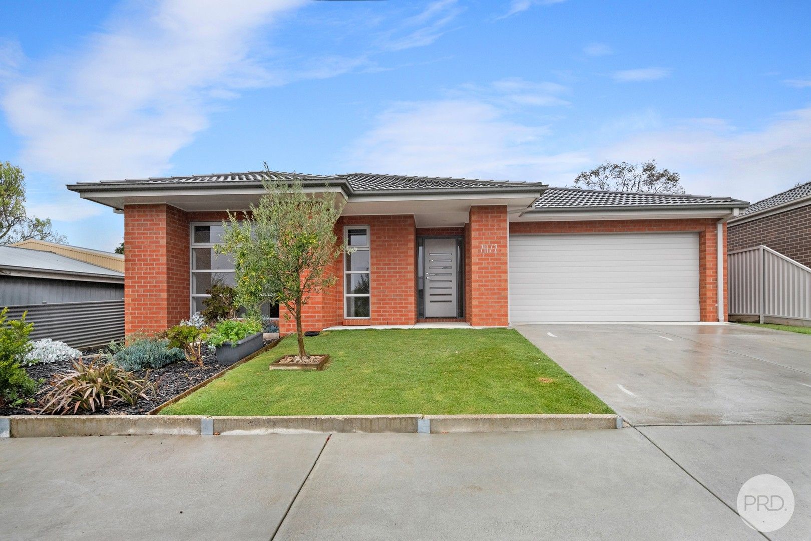 4 bedrooms House in 2/711 Bond Street MOUNT PLEASANT VIC, 3350