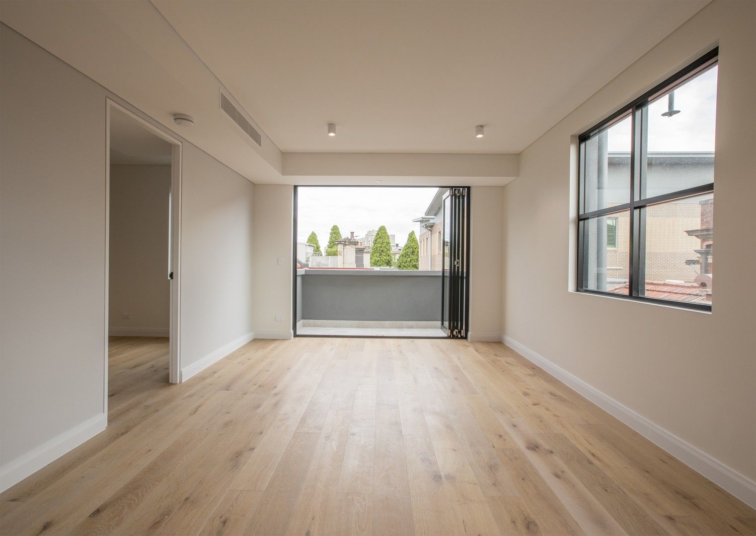 1 bedrooms Apartment / Unit / Flat in 19/94 Pitt Street REDFERN NSW, 2016