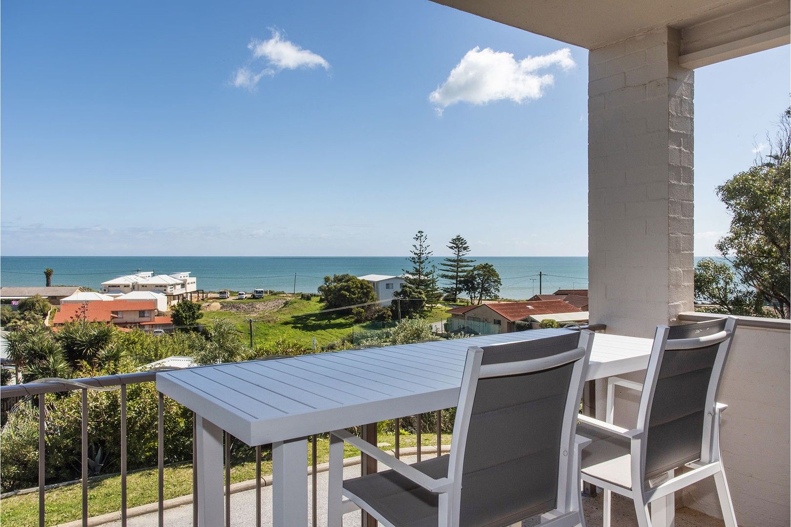 1/13 Sussex Place, Halls Head WA 6210, Image 0