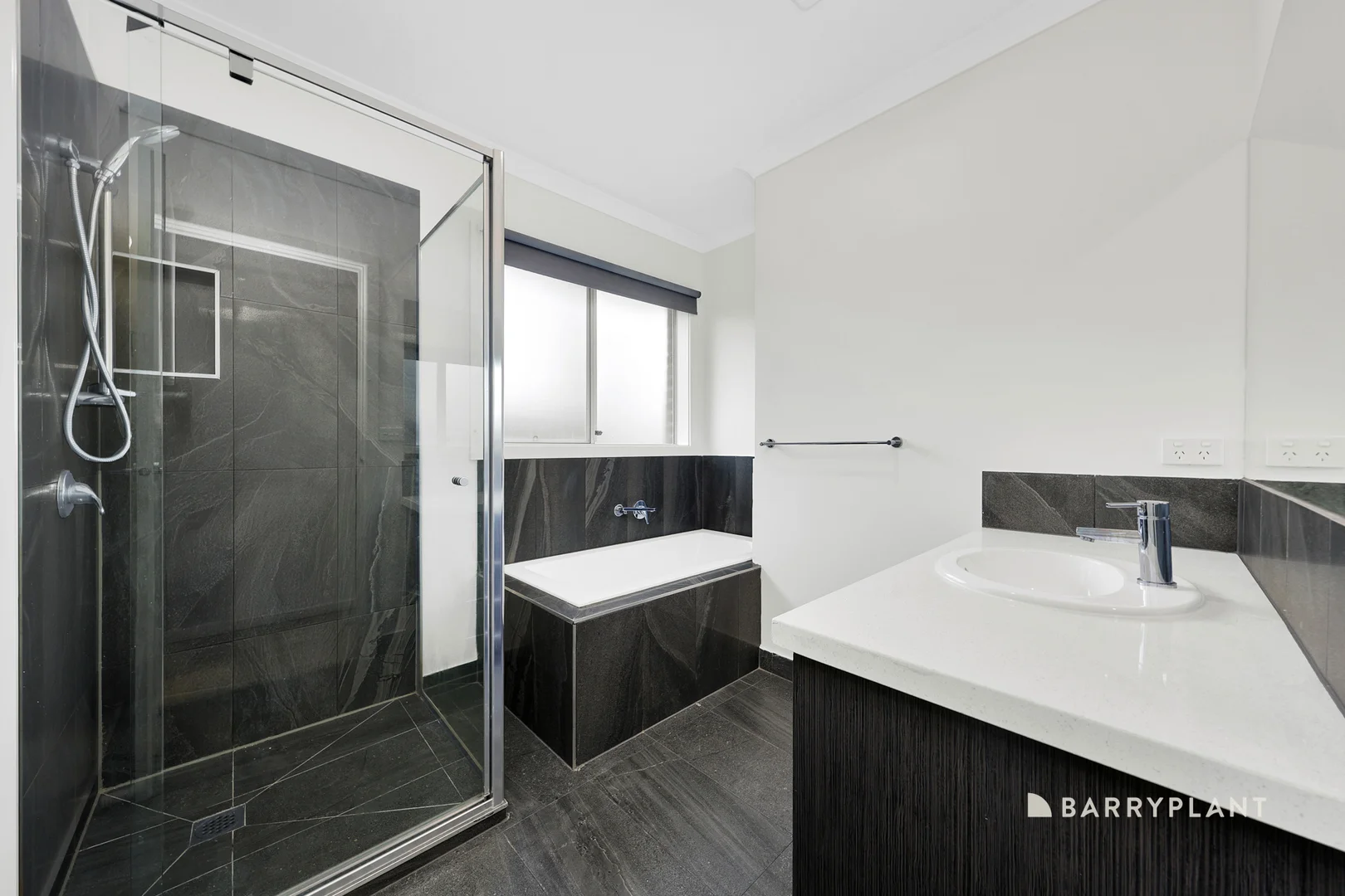 Additional image 11 of 28 College Road, Doreen VIC 3754