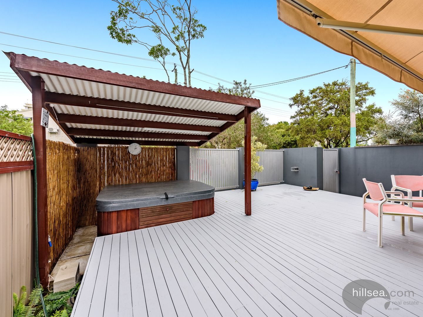 1/6 Ahern Street, Labrador QLD 4215, Image 2