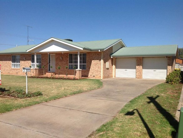 2 Karri Road, Leeton NSW 2705