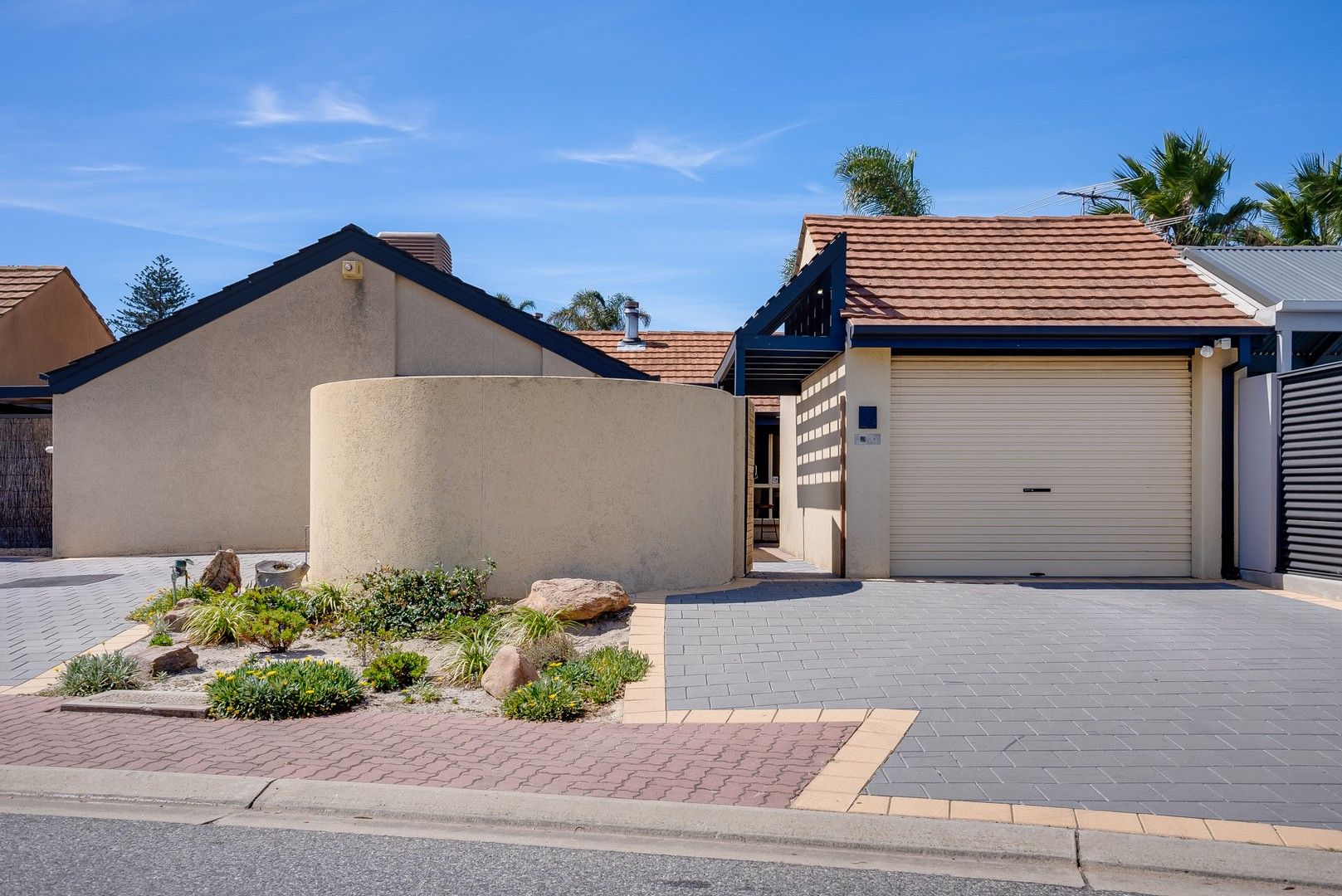 2 Southern Cross Avenue, North Haven SA 5018, Image 0