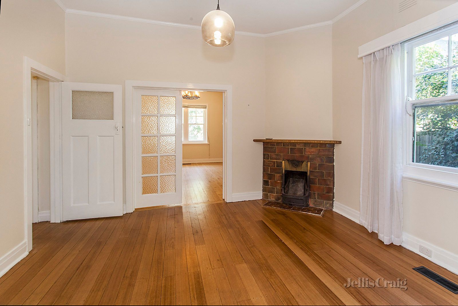 18 Sycamore Street, Camberwell VIC 3124, Image 2