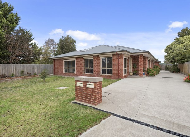 1/11 Gardiner Street, Gisborne VIC 3437