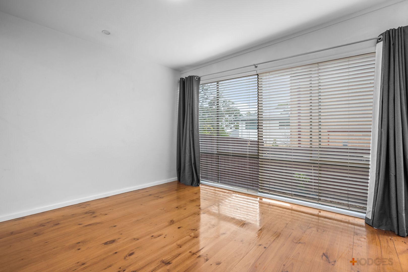 2/10 Ashmore Avenue, Mordialloc VIC 3195 Apartment For Rent 340