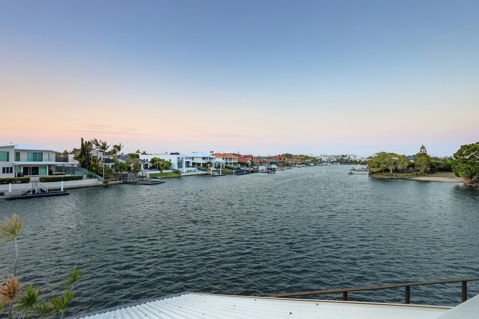 4 bedrooms House in 98 Sunbird Chase PARREARRA QLD, 4575