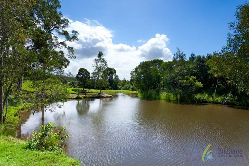 77 Old Farm Rd, PULLENVALE QLD 4069, Image 2