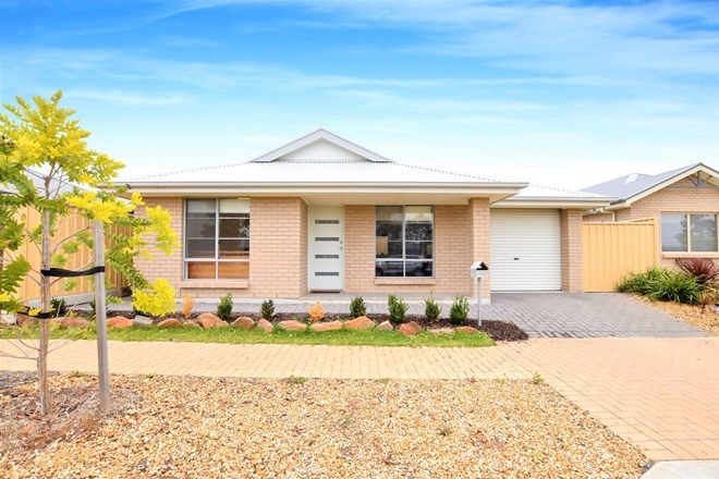 Picture of 20 Derrick Street, SEAFORD MEADOWS SA 5169