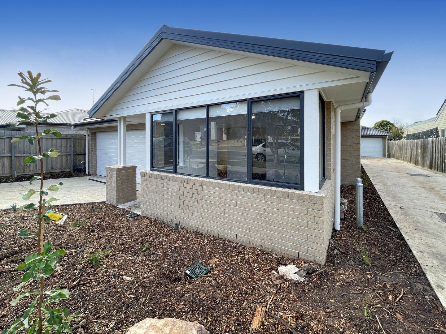 41b Heather Street, Hamlyn Heights VIC 3215 Townhouse For Rent 530