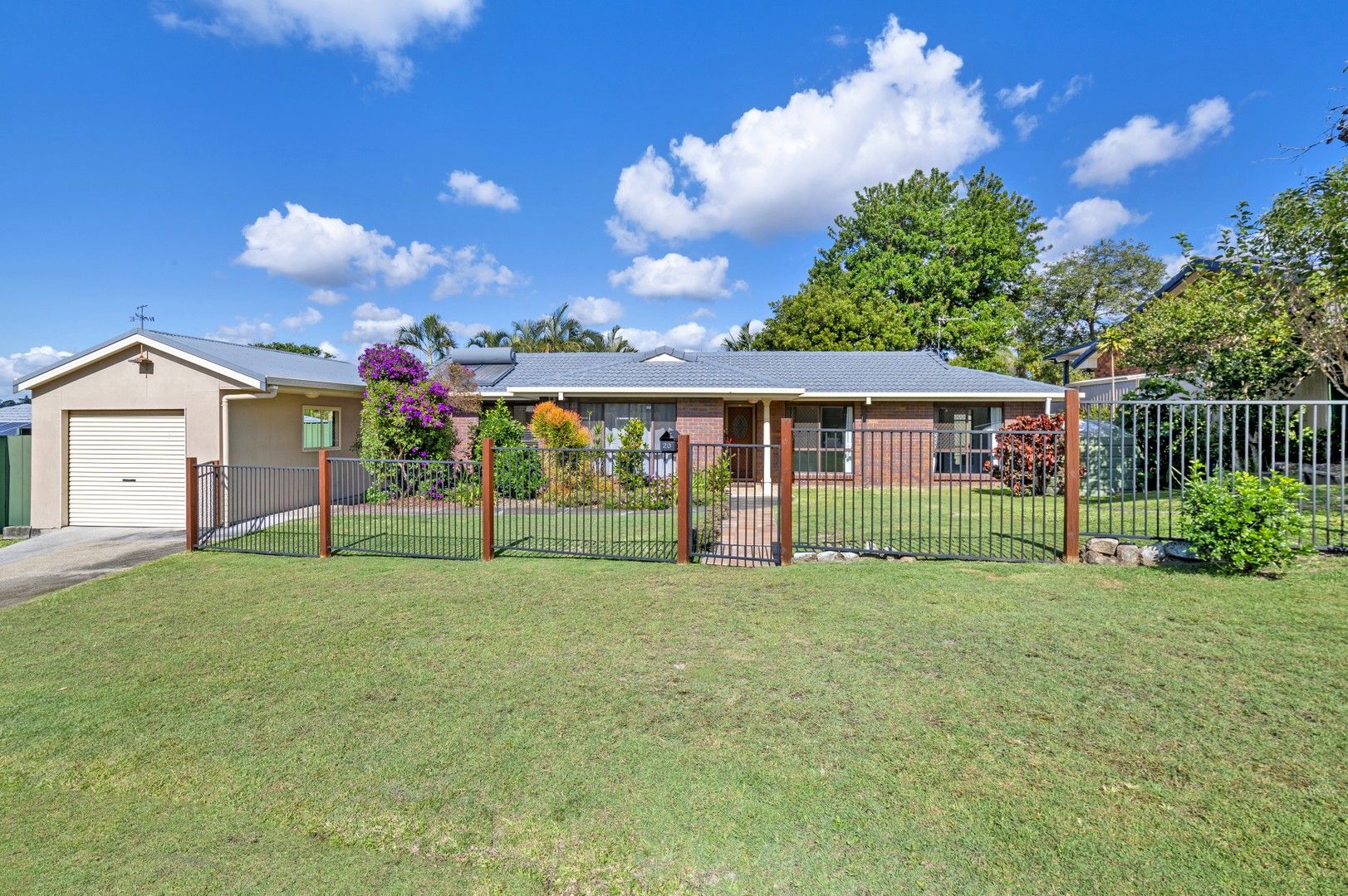 20 Canterbury Chase, Ashmore QLD 4214, Image 0