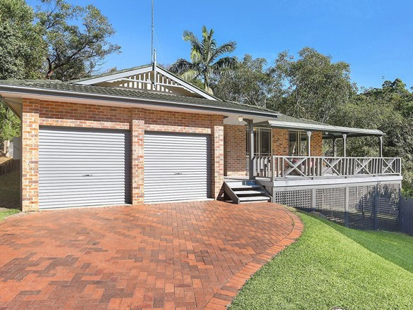 15 Armen Way, Hornsby Heights NSW 2077