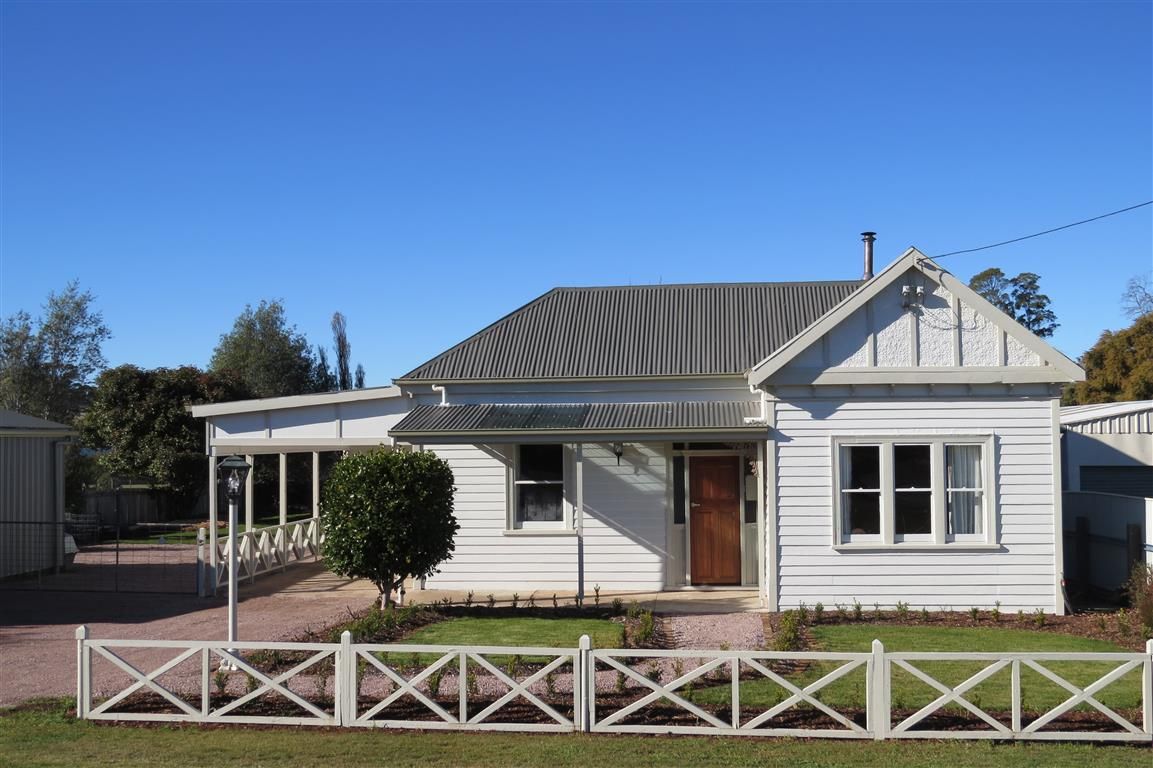 8 Johnson Street, Sheffield TAS 7306, Image 0