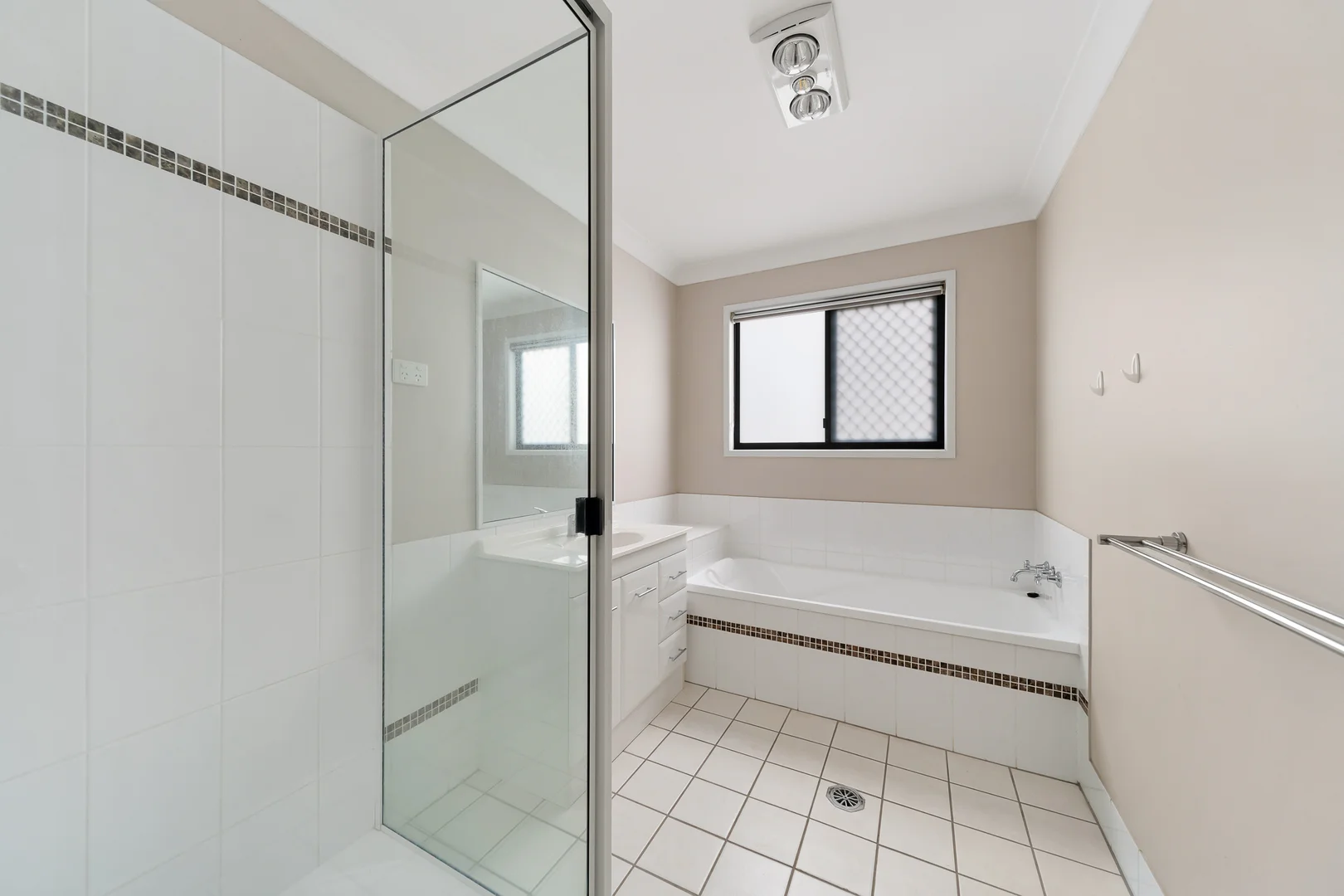 Additional image 9 of 3/42 Newman Drive, Emerald QLD 4720