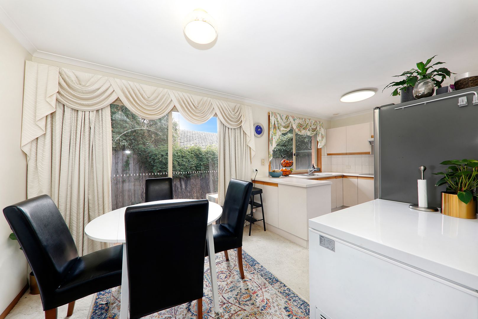 2/57 Townsend Street, Glen Waverley VIC 3150, Image 2