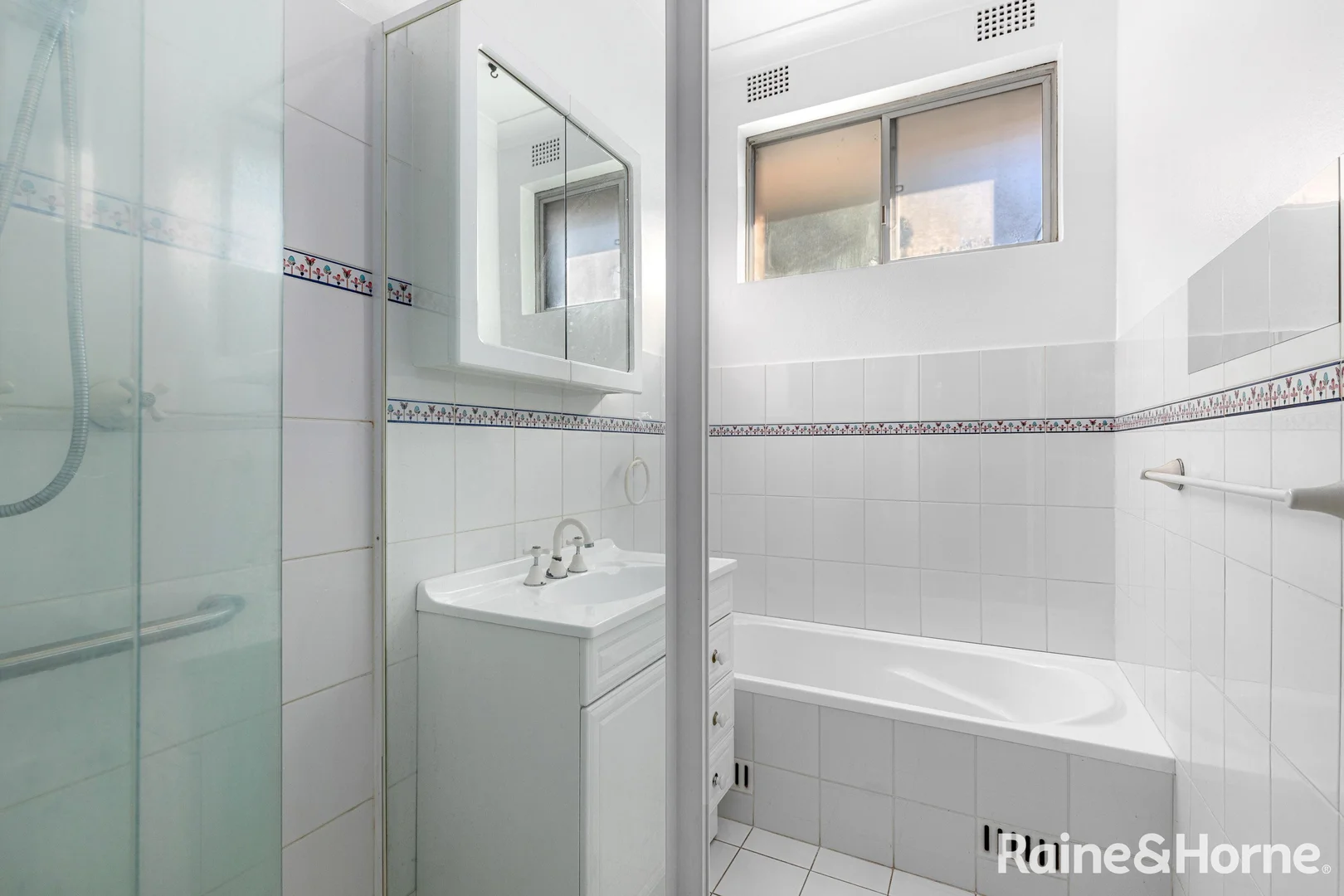 Additional image 5 of 3/16-18 East Street, Bardwell Valley NSW 2207