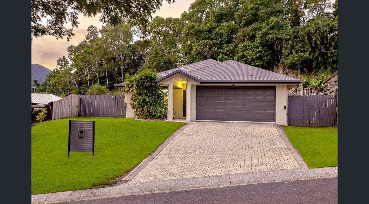 4 bedrooms House in 5 Willie Ming Close REDLYNCH QLD, 4870