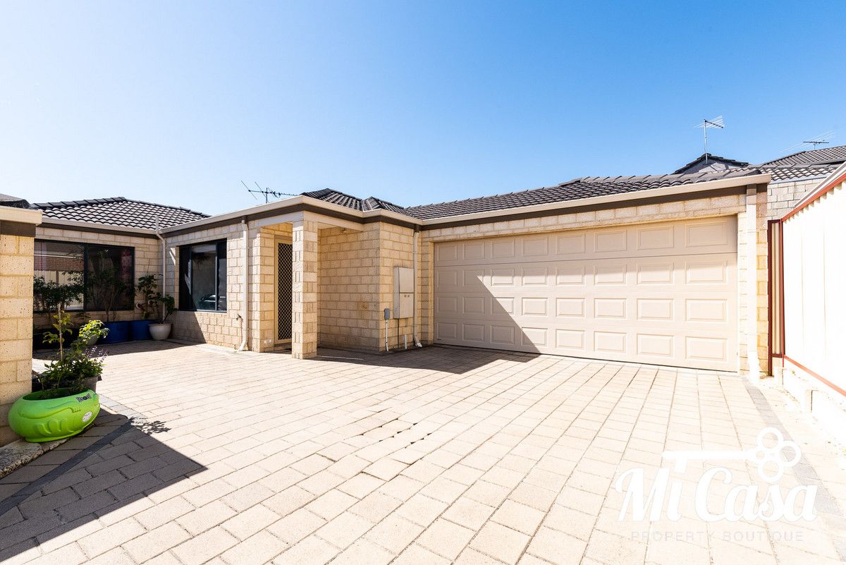 3 bedrooms Villa in 364C Wanneroo Road NOLLAMARA WA, 6061