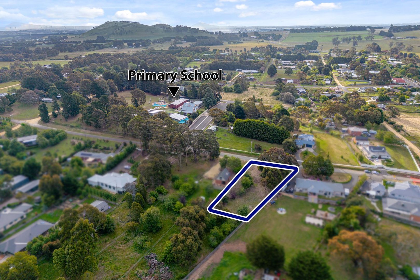 24 Stanley Street, Gordon VIC 3345, Image 2