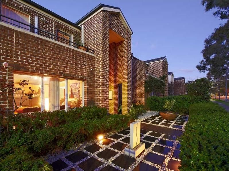 4 bedrooms House in 12 Peppercorn Avenue FAIRFIELD EAST NSW, 2165