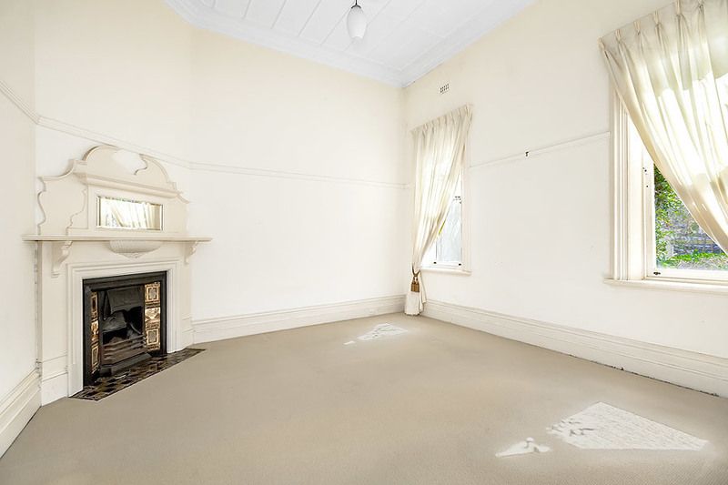 2 bedrooms Apartment / Unit / Flat in 1/2-4 Carrington Avenue STRATHFIELD NSW, 2135