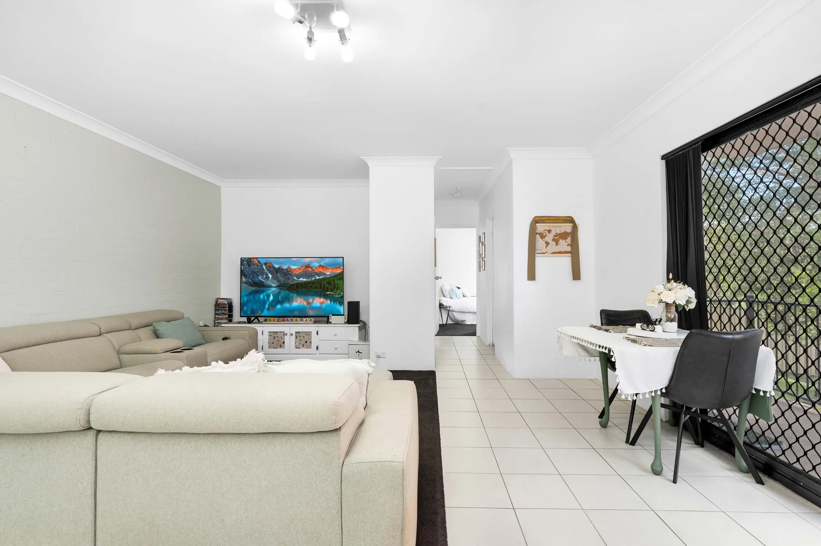 Additional image 6 of 4/32 Old Hume Highway, Camden NSW 2570