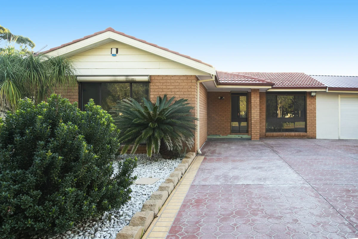 18 Burns Road, Wakeley NSW 2176