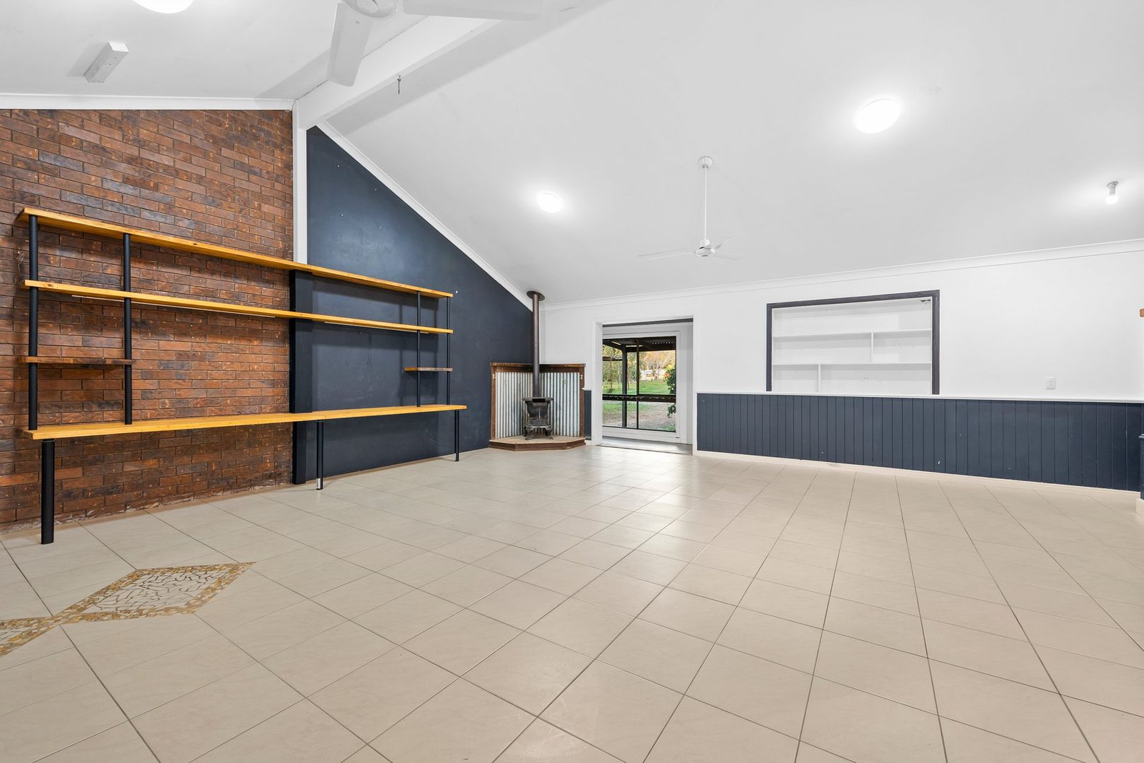 6 Green St, Lowood QLD 4311, Image 2