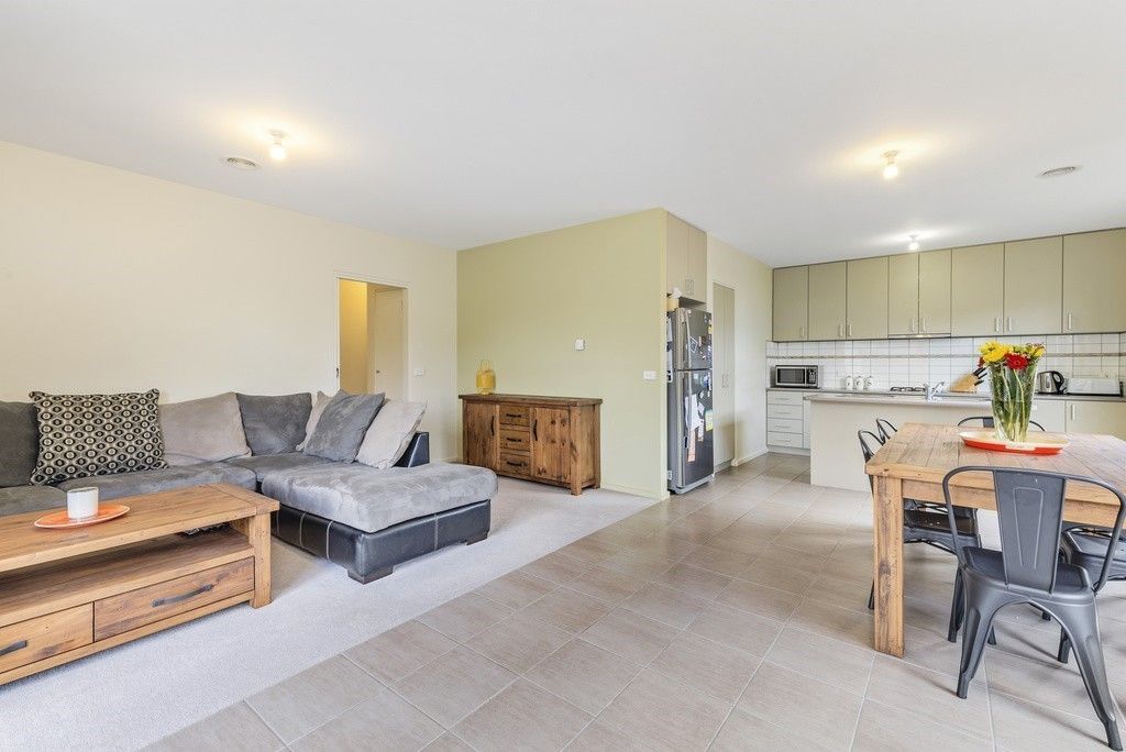 2/54 Hart Street, Colac VIC 3250 House For Rent Domain