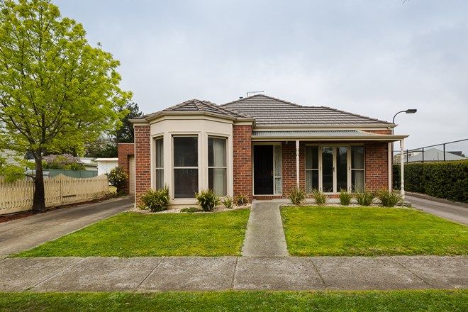 Picture of 1/1305 Gregory Street, LAKE WENDOUREE VIC 3350