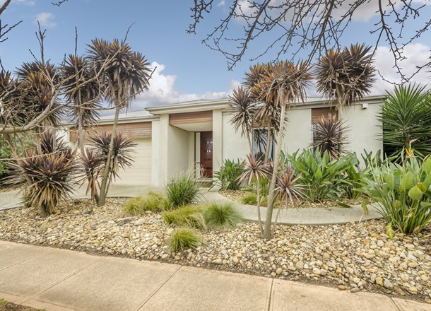 32 Mowbray Drive, Point Cook VIC 3030
