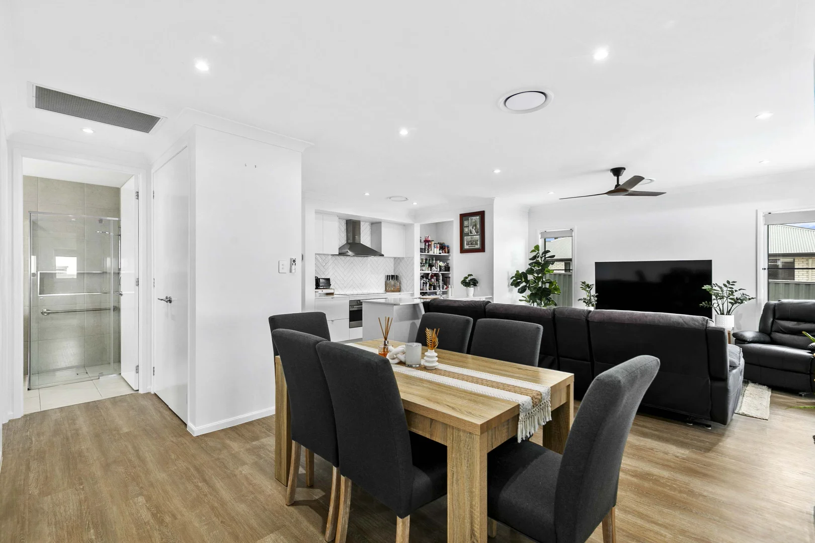 Additional image 6 of 122A Bideford St., Torquay QLD 4655