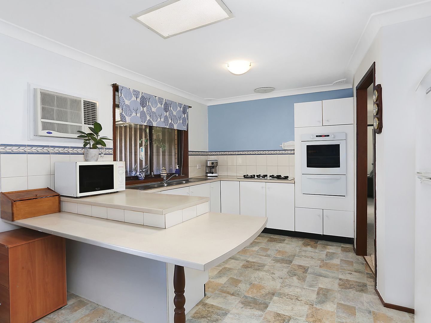 277 Flushcombe Road, Blacktown NSW 2148, Image 2