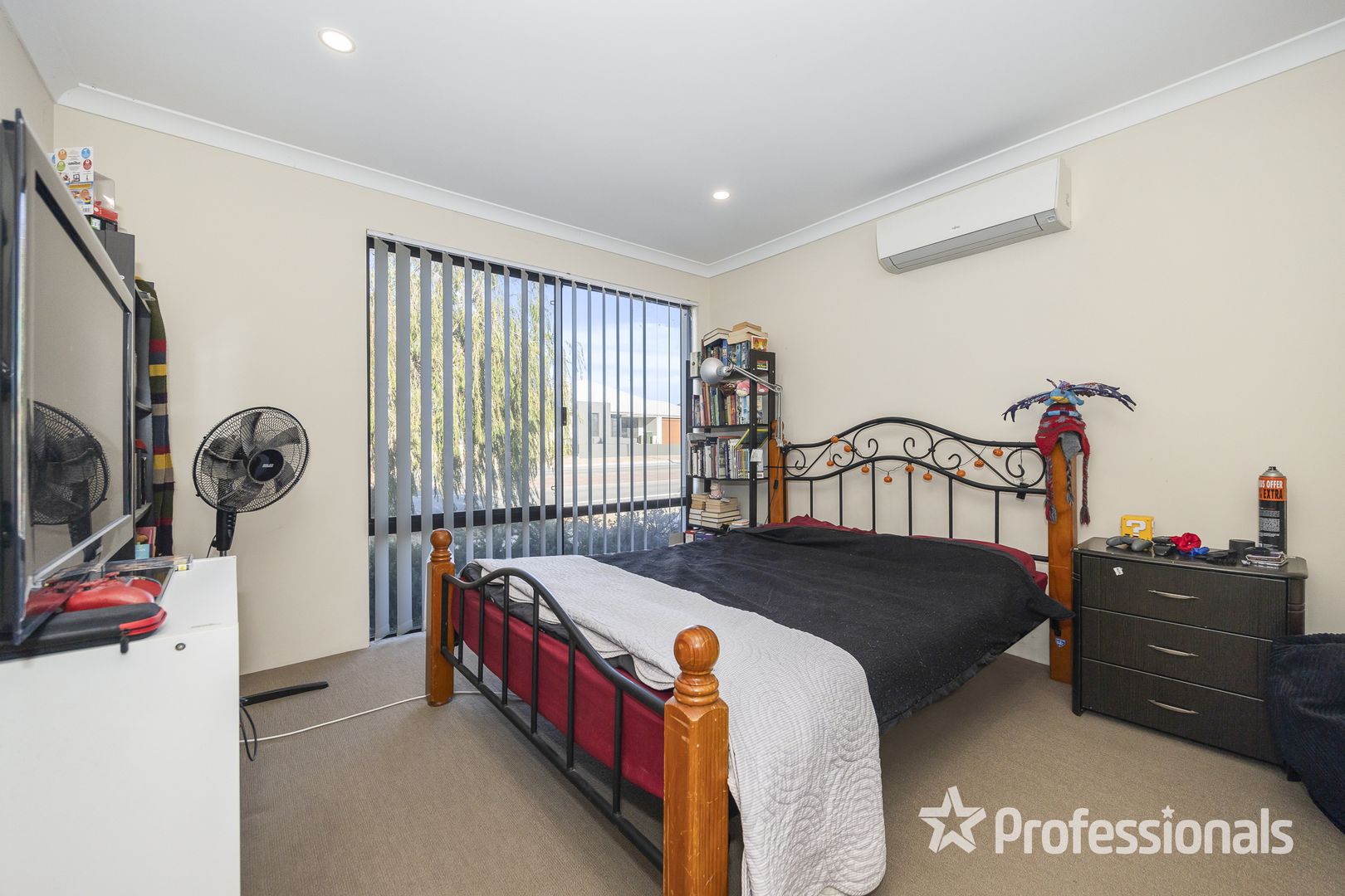 36 Exmouth Drive, Butler WA 6036, Image 2