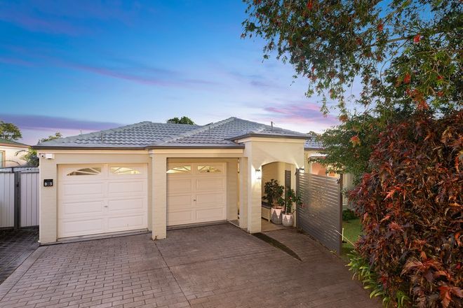 Picture of 35 Mountain View Drive, WOONGARRAH NSW 2259