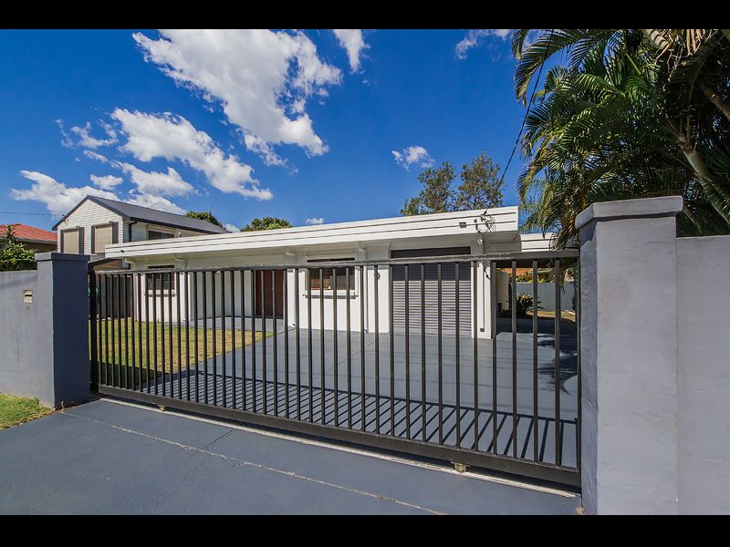 26 Melody Street, Mermaid Waters QLD 4218, Image 0