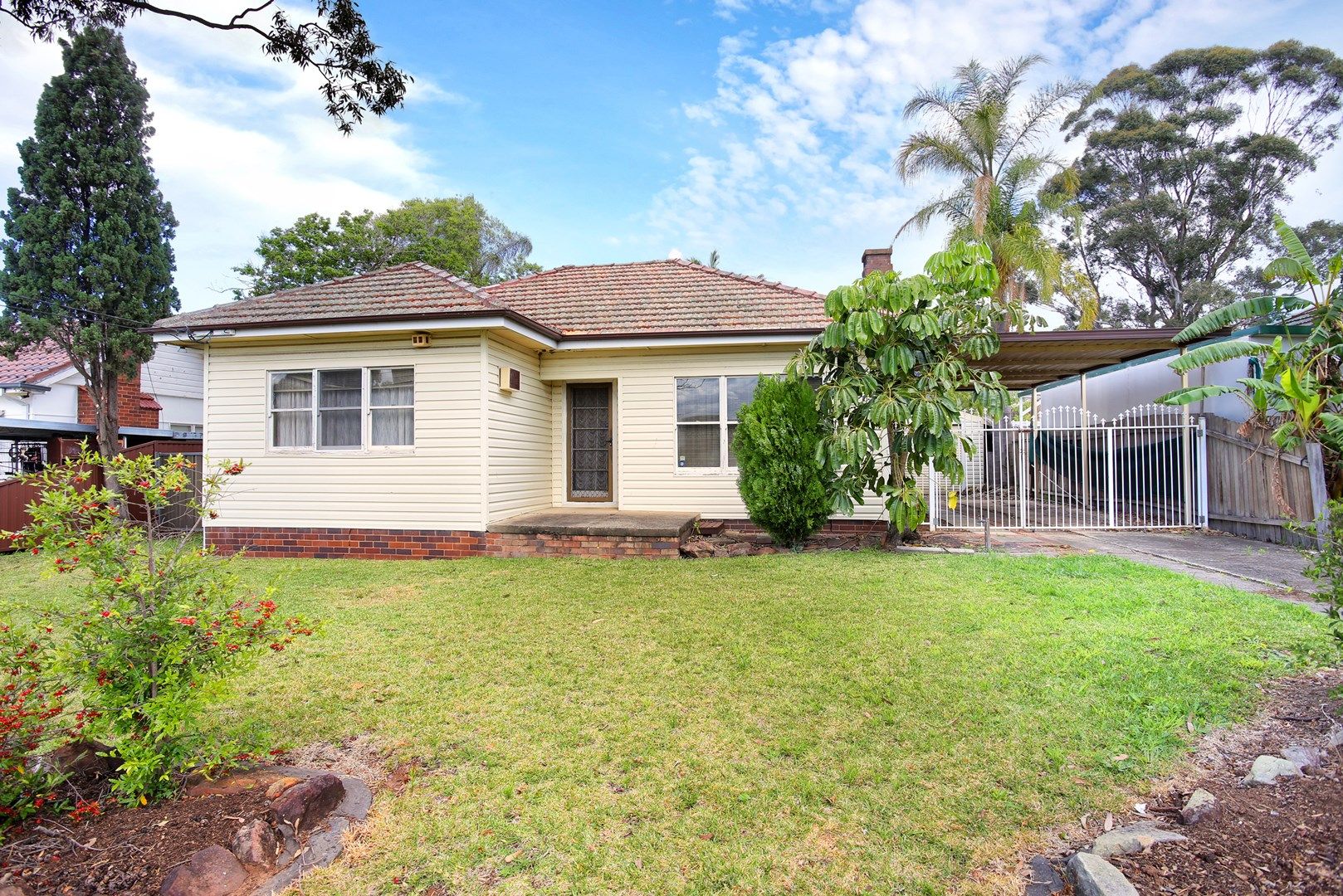 5 Essex St, Guildford NSW 2161, Image 0
