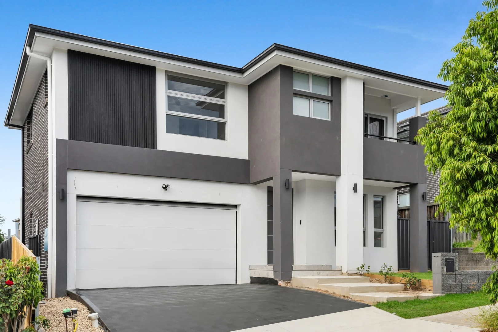 24 Mahoney Drive, Campbelltown NSW 2560